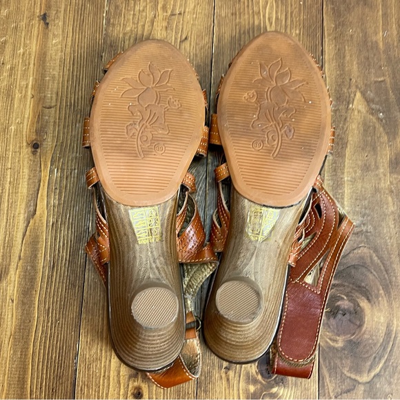 Spring Step size 39 flourish caged sandals - Picture 7 of 10